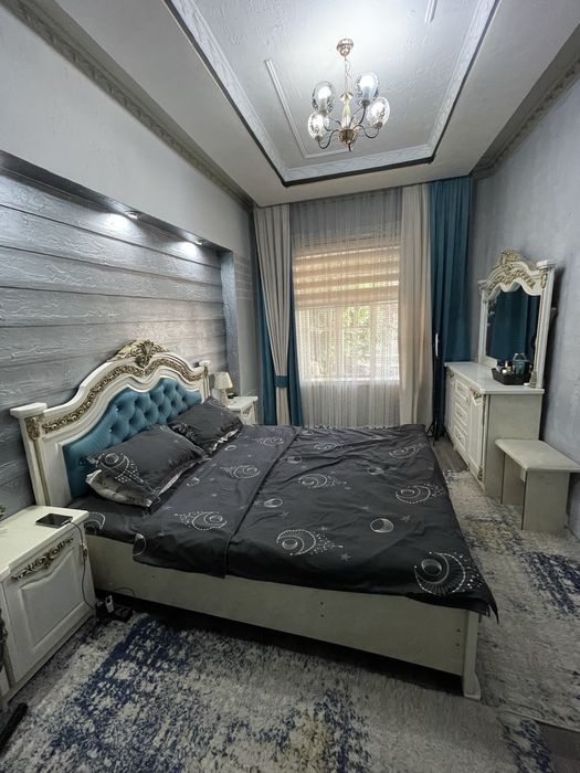 Срочно катта ховли сотилади 12.400 соток, шахар центрда жойлашган