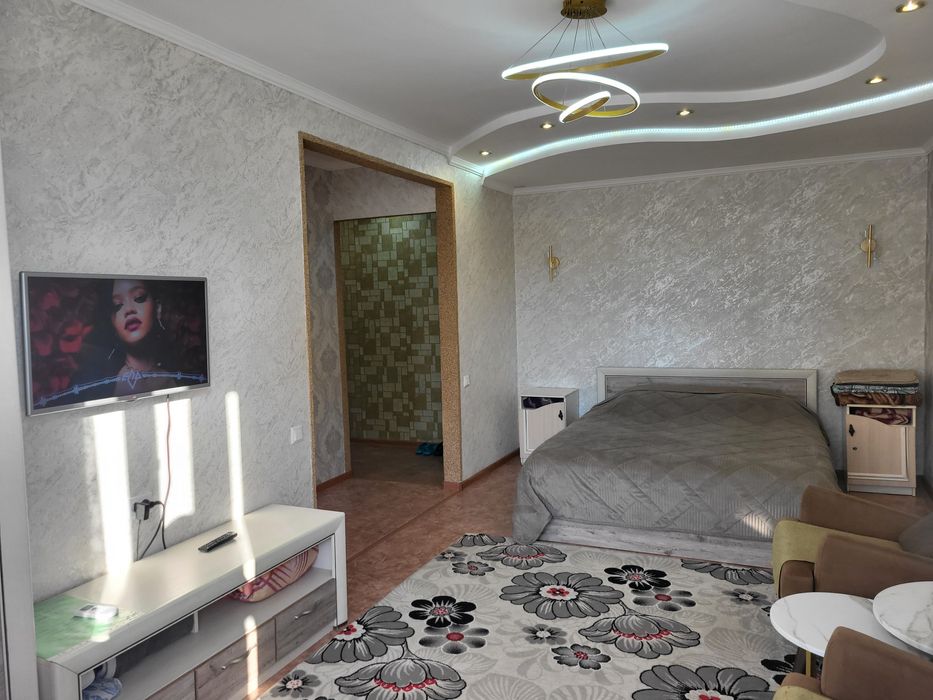 1комнотная квартира люкс по часам