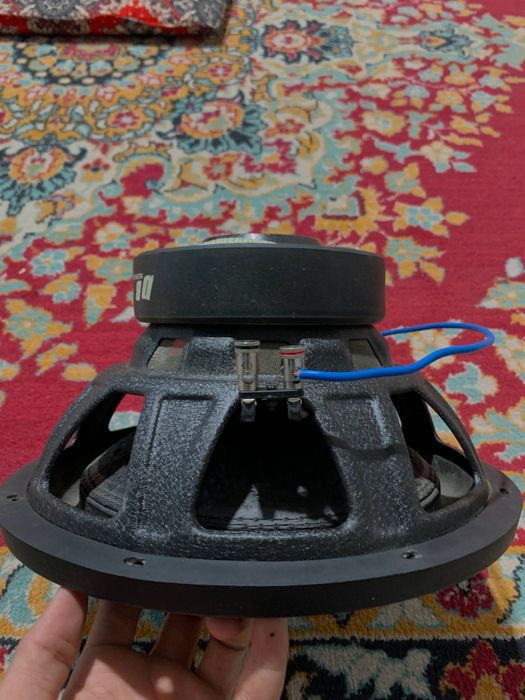 Edge subwoofer 12 dyum 400 rms 800 max truba korbda