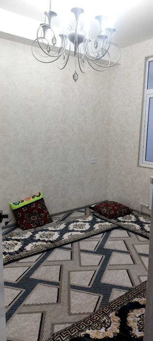 Kvartira sotiladi 2 xonalik. Narpay yo'lida yangi hayot domi.