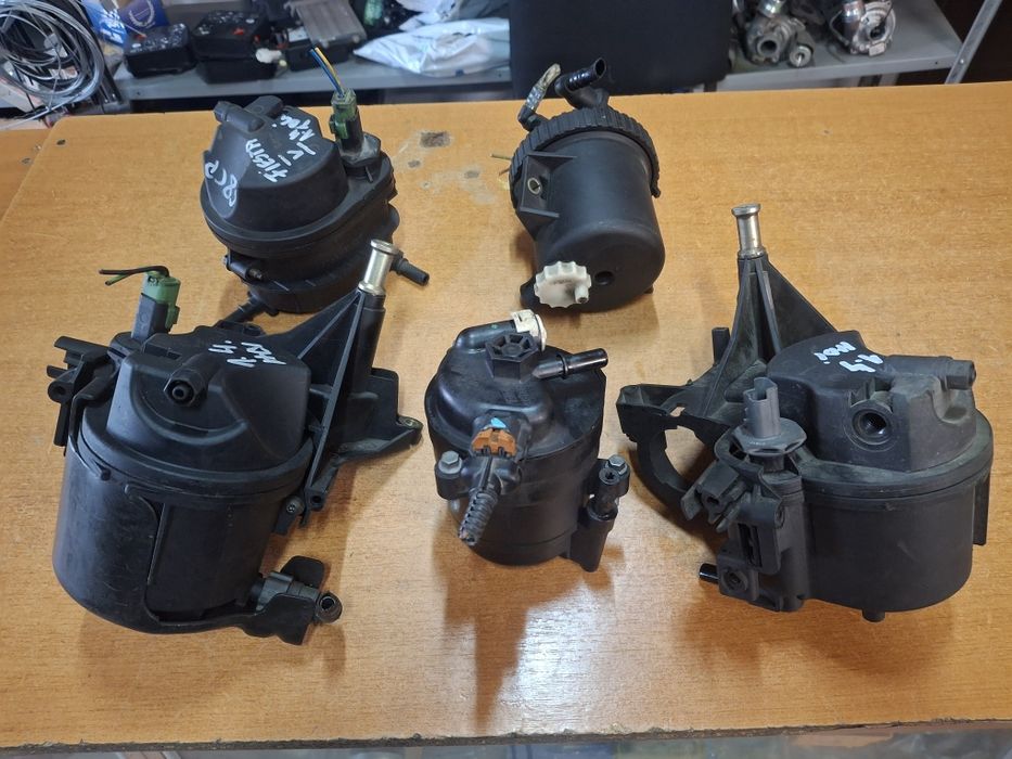 Carcasa filtru motorină  Ford Focus Fiesta Citroen Peugeot 1.4 1.6 2.0