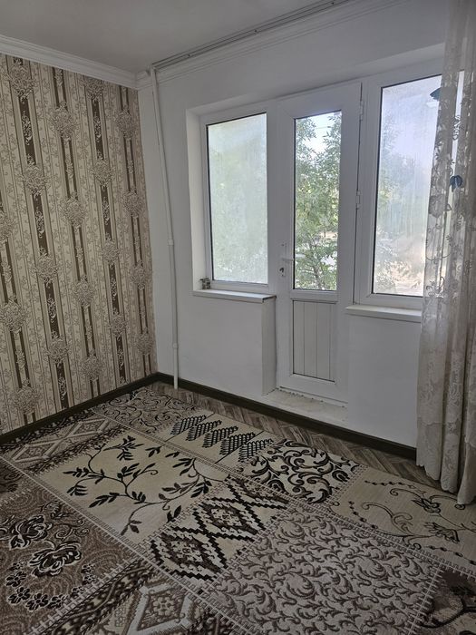 Срочно продаётся 1 комнатная квартира в городе Чирчике