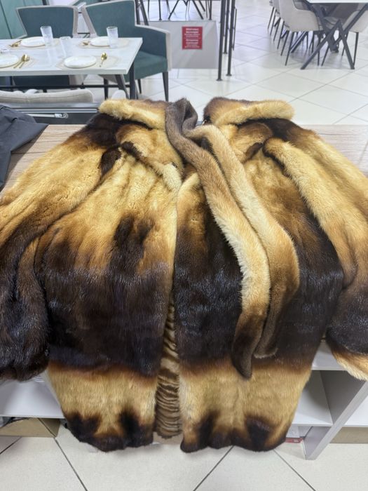 Продам шубу норковую.