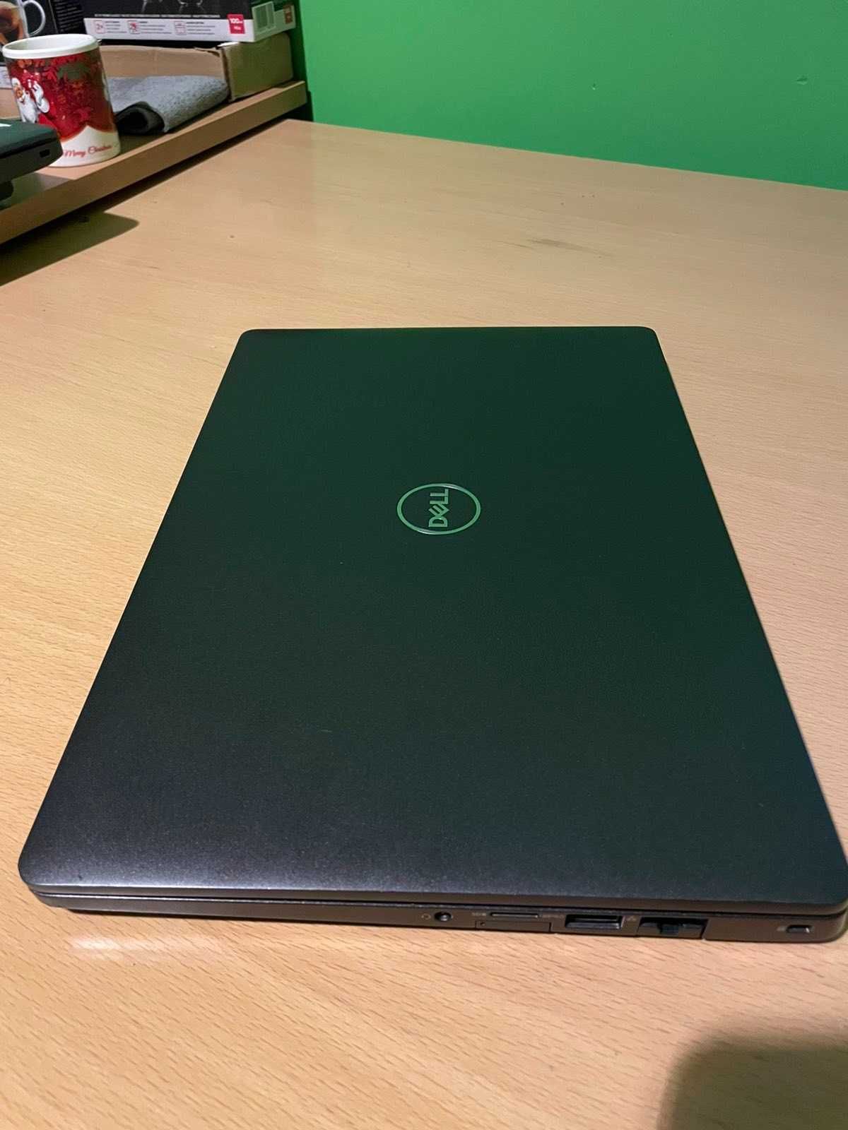 Dell Latitude 5300 - 13.3'', i5 8265, 256GB M.2 PCle NVMe SSD, 8GB RAM