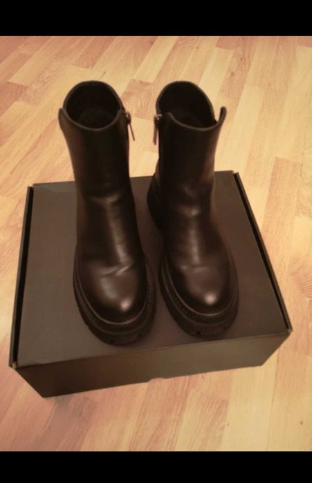 Ghete negre Flavia Passini, noi