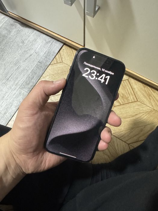 Iphone 15 pro/128 gb