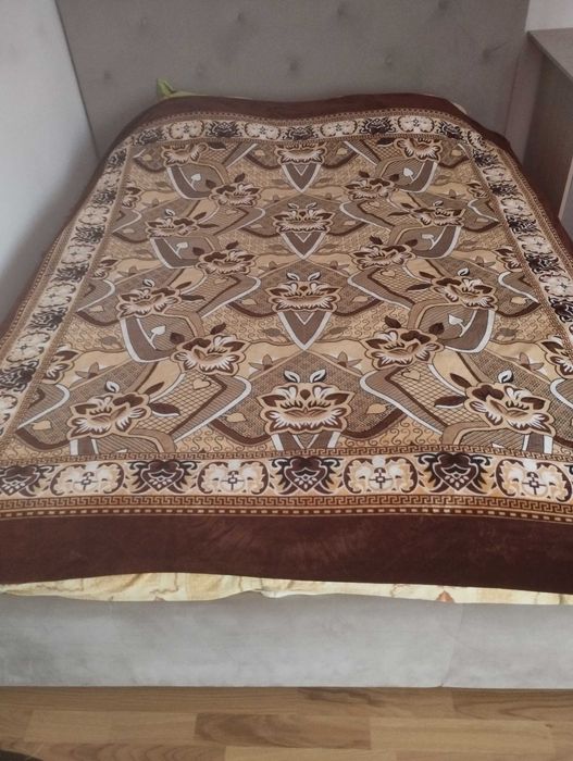 Cuvertura tradițională maro