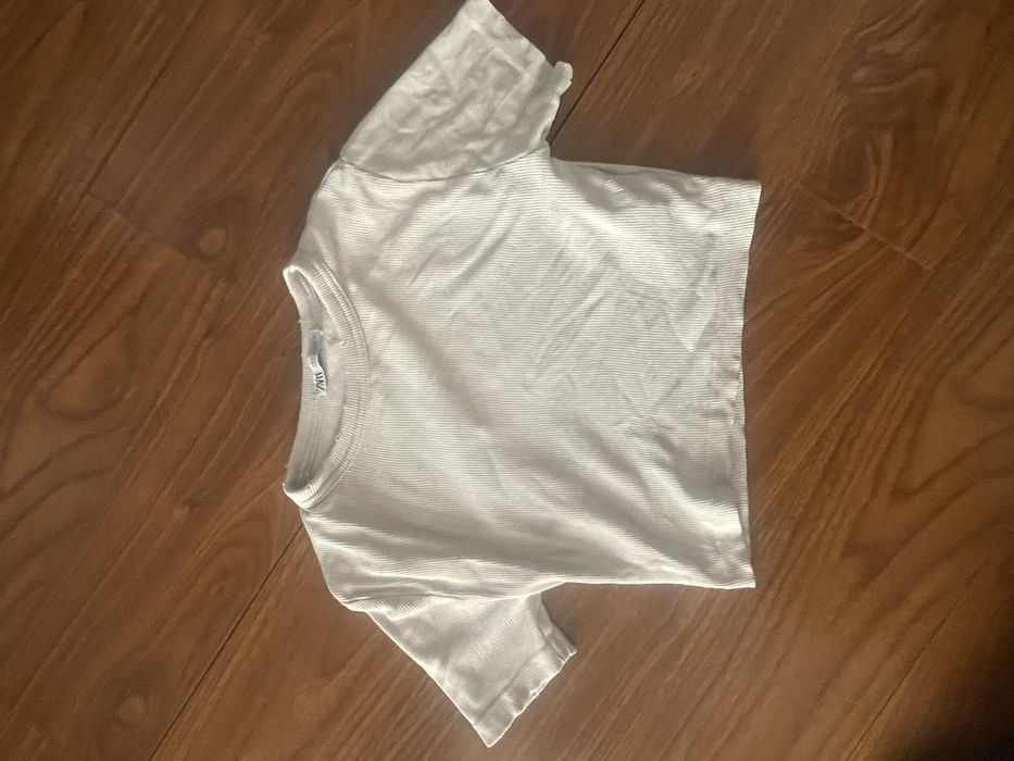 Tricou simplu de casa