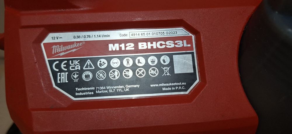 Milwaukee pulverizator