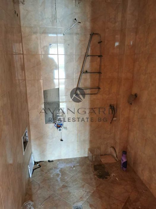 Продава се Тристаен апартамент в Пловдив, Младежки Хълм - 62 кв.м за 1683 €/кв.м - Снимка #11