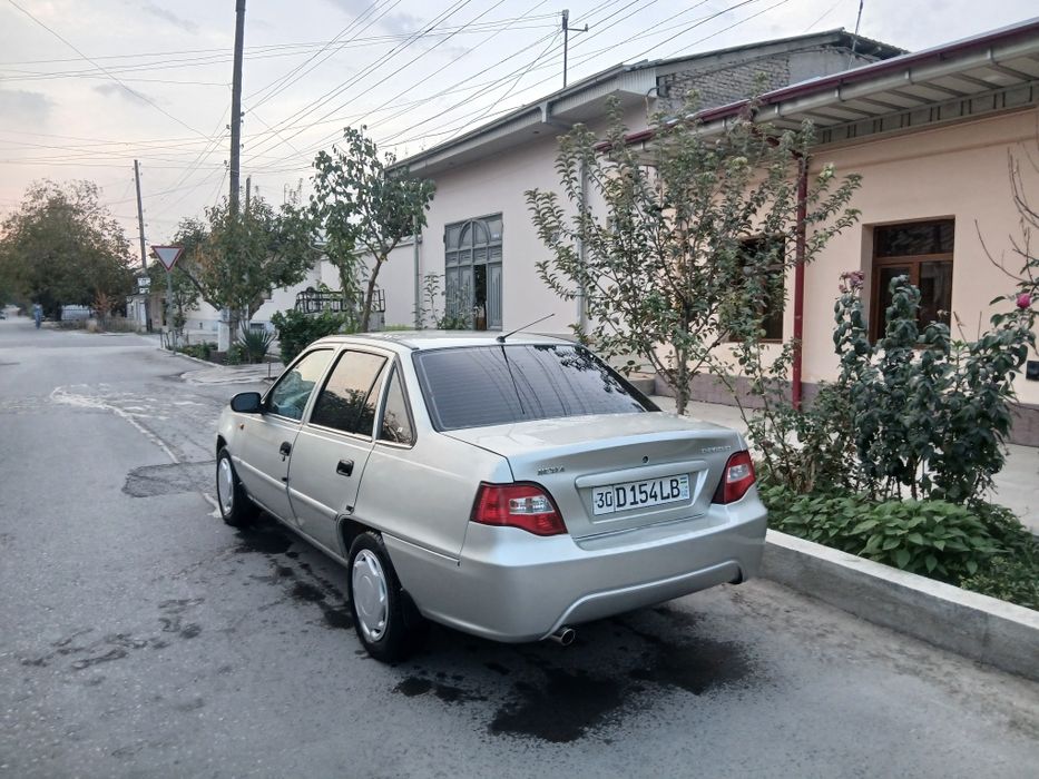 Сдаётся в аренду Нексия -2 в идеальном состояние !!!
