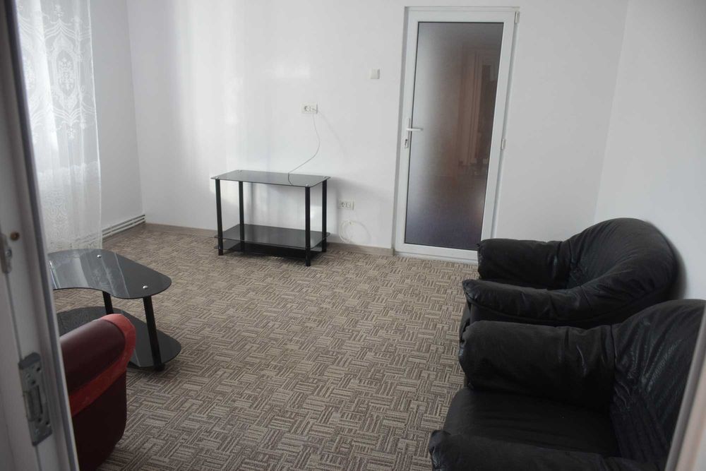 Apartament doua camere, centru.