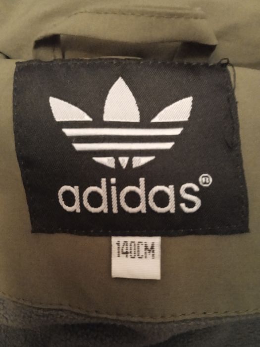 Продам зимнюю куртку подростковую