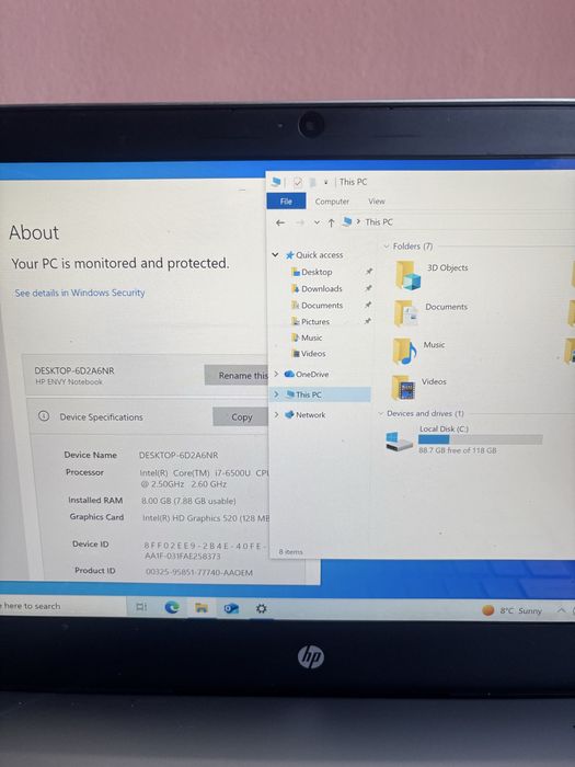 Hp envy 13• Procesor i7-6500u• Display 3K • 8gb ram• SSD