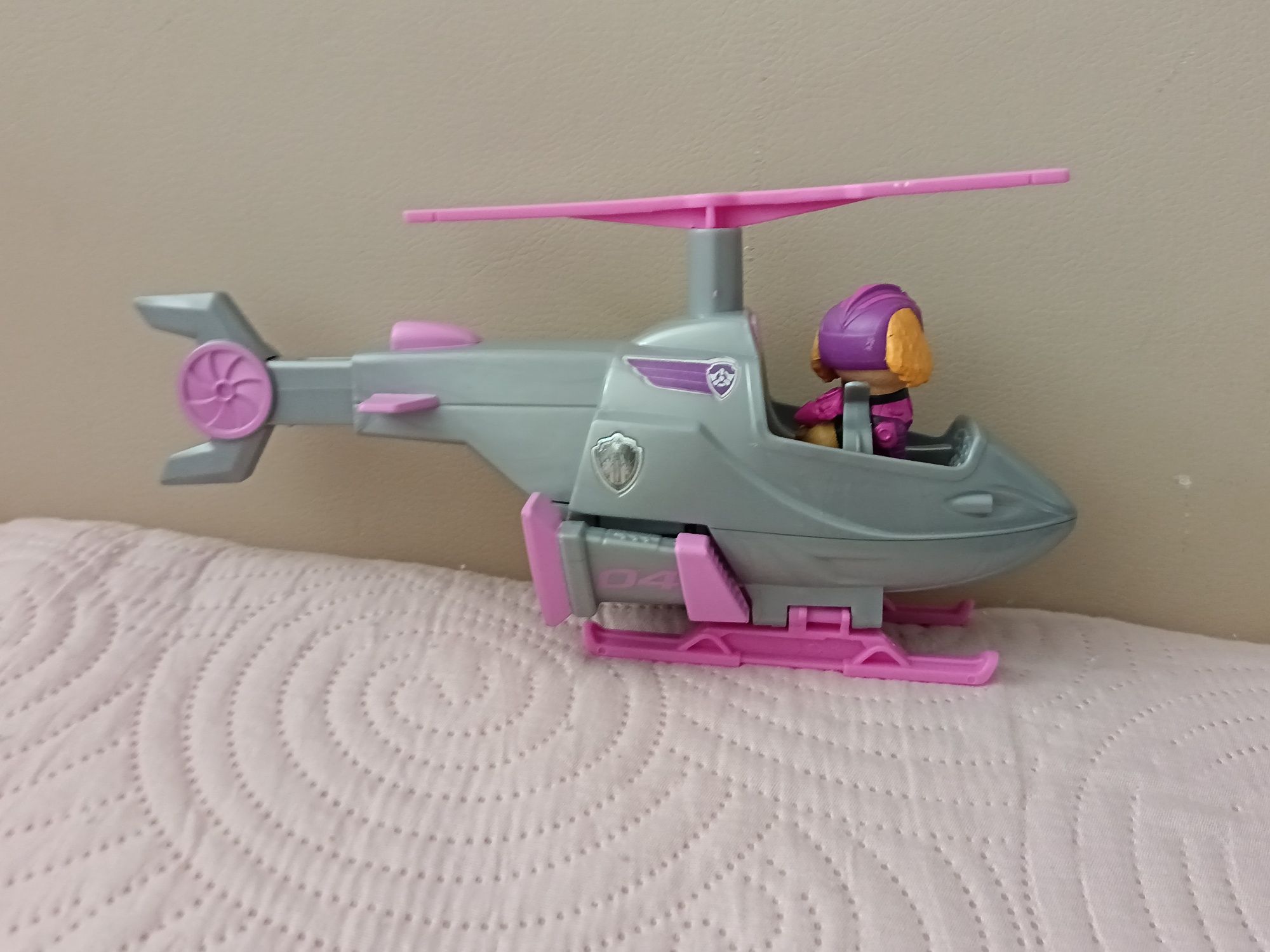 Vând elicopterul lui Sky din Paw Patrol în stare perfectă