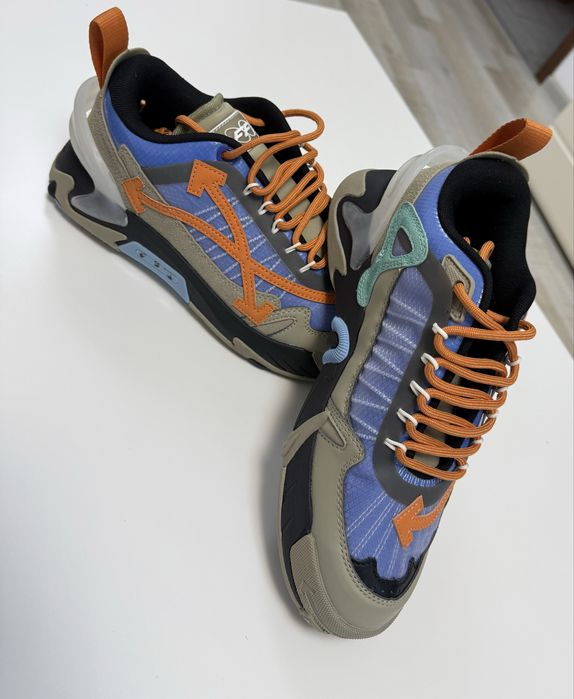 Adidasi Off White Odsy 2000