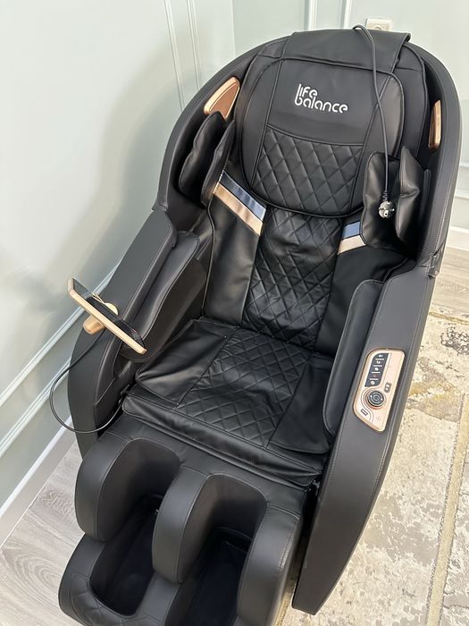 Массажное кресло