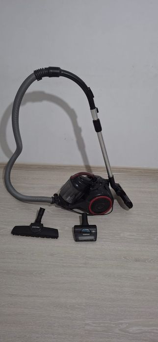 Пылесос Samsung .