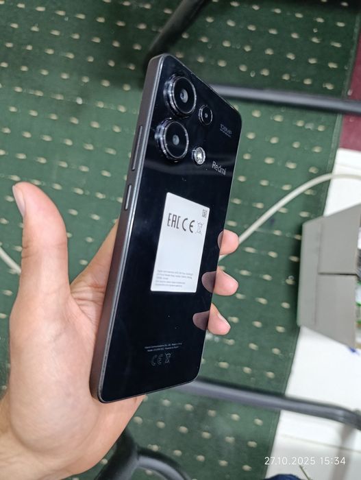 Redmi Note 13 8/256 ideal sotiladi