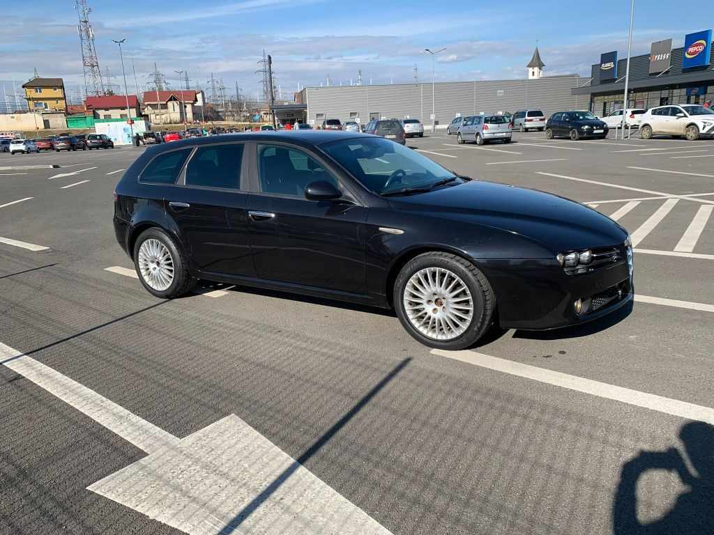 Dezmembrez Alfa Romeo 159 / 156 / 147 / GT 2.4/1.9