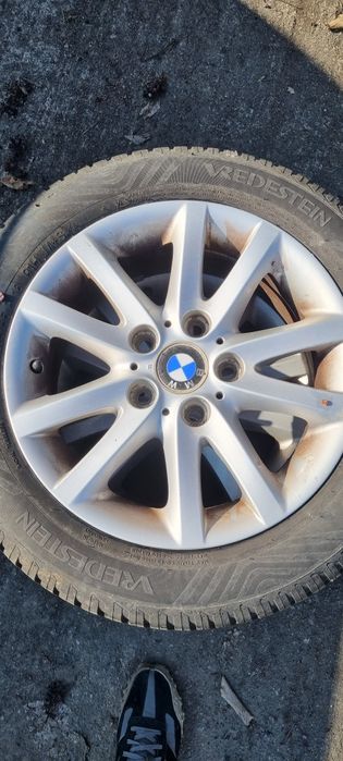 Jante aliaj 16 bmw cauciucuri iarna Vredestein 205 55 16 dot 2022