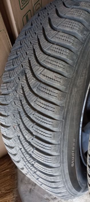 4 бр. зимни гуми Hankook с джанти 15 цола