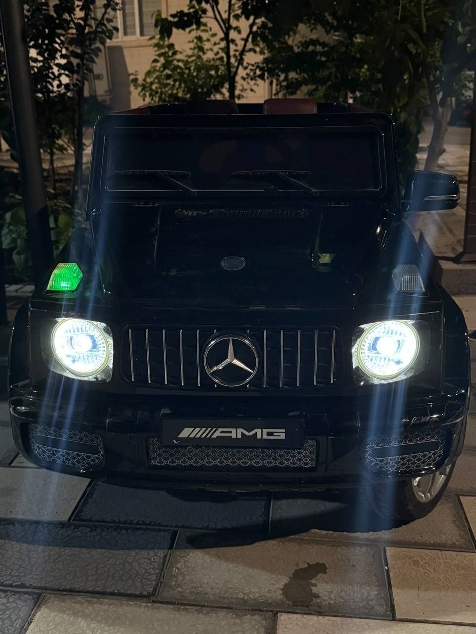 Детская машина Mercedes Benz