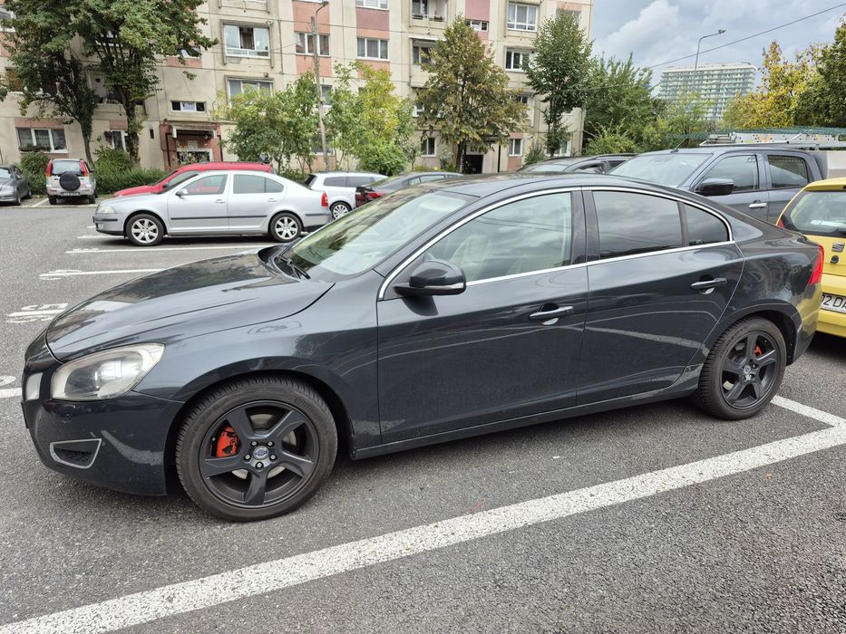 Vând Volvo S60 2011 D3 163 ps