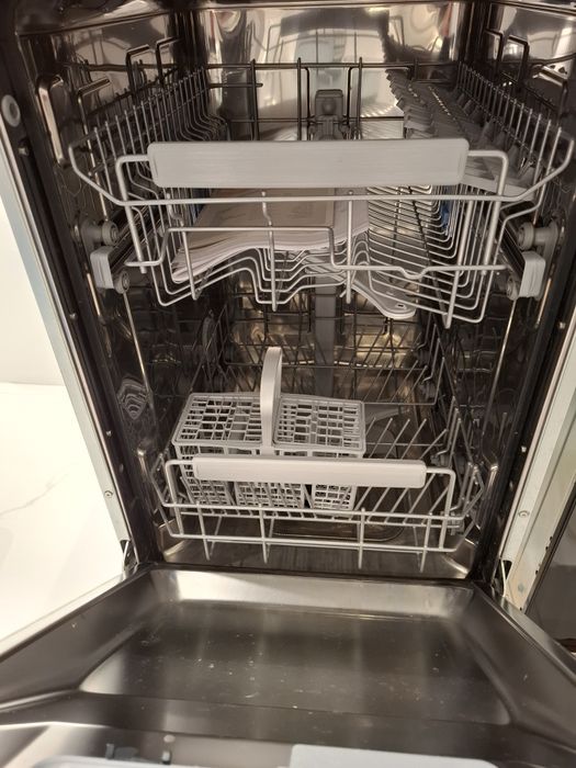 Съдомиялна Whirlpool