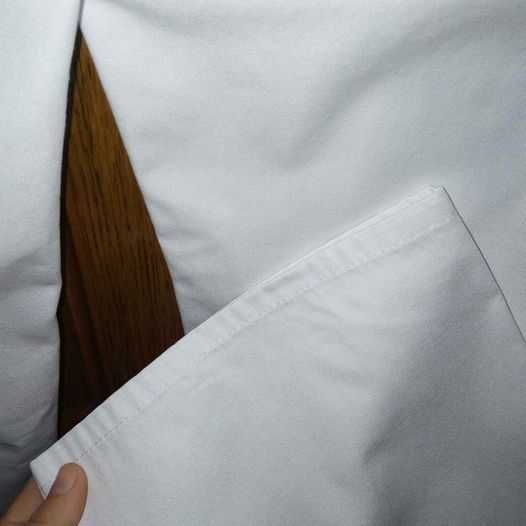 Set halat alb medical/farmacie bluza+pantalon