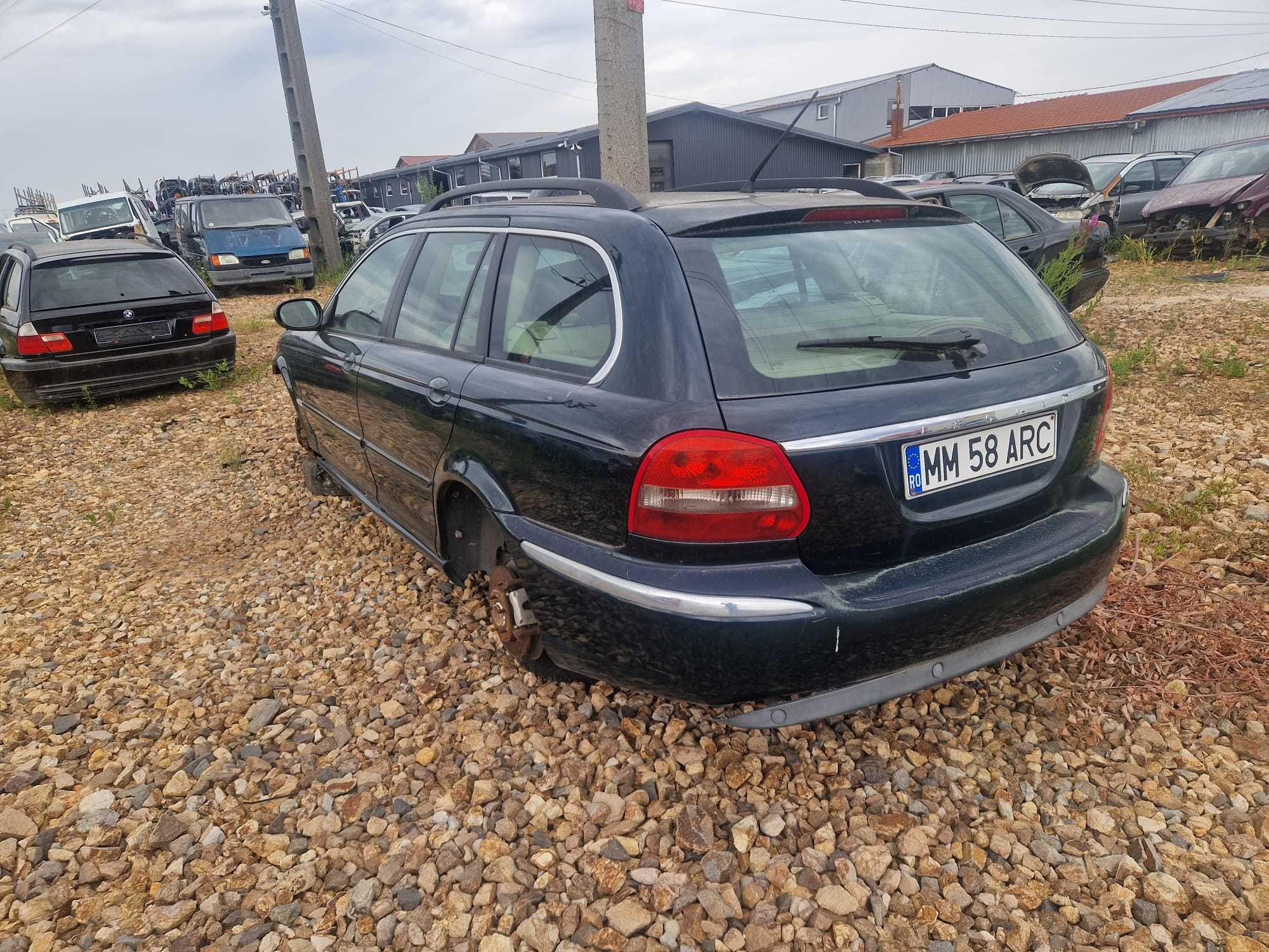 Dezmembrez Jaguar X Type 2.0 Diesel 2005 limuzina / combi (break)