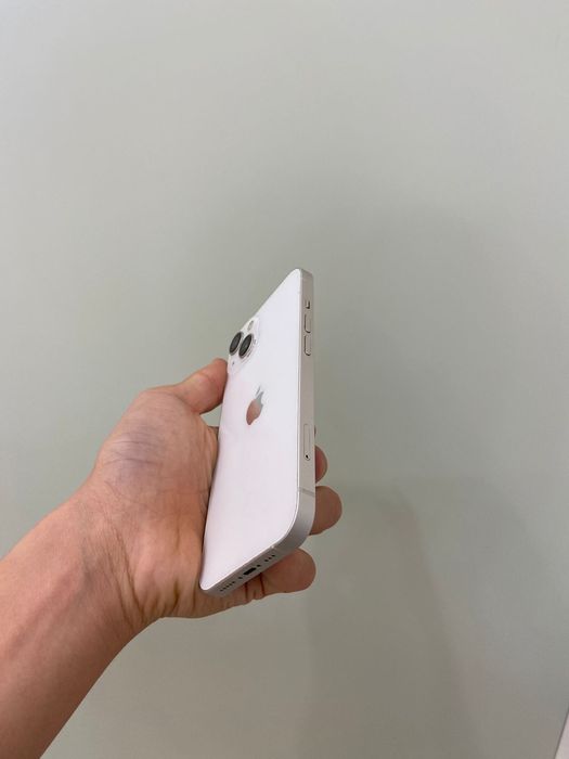 Срочно продам айфон 13 128 гб с полным комплектам