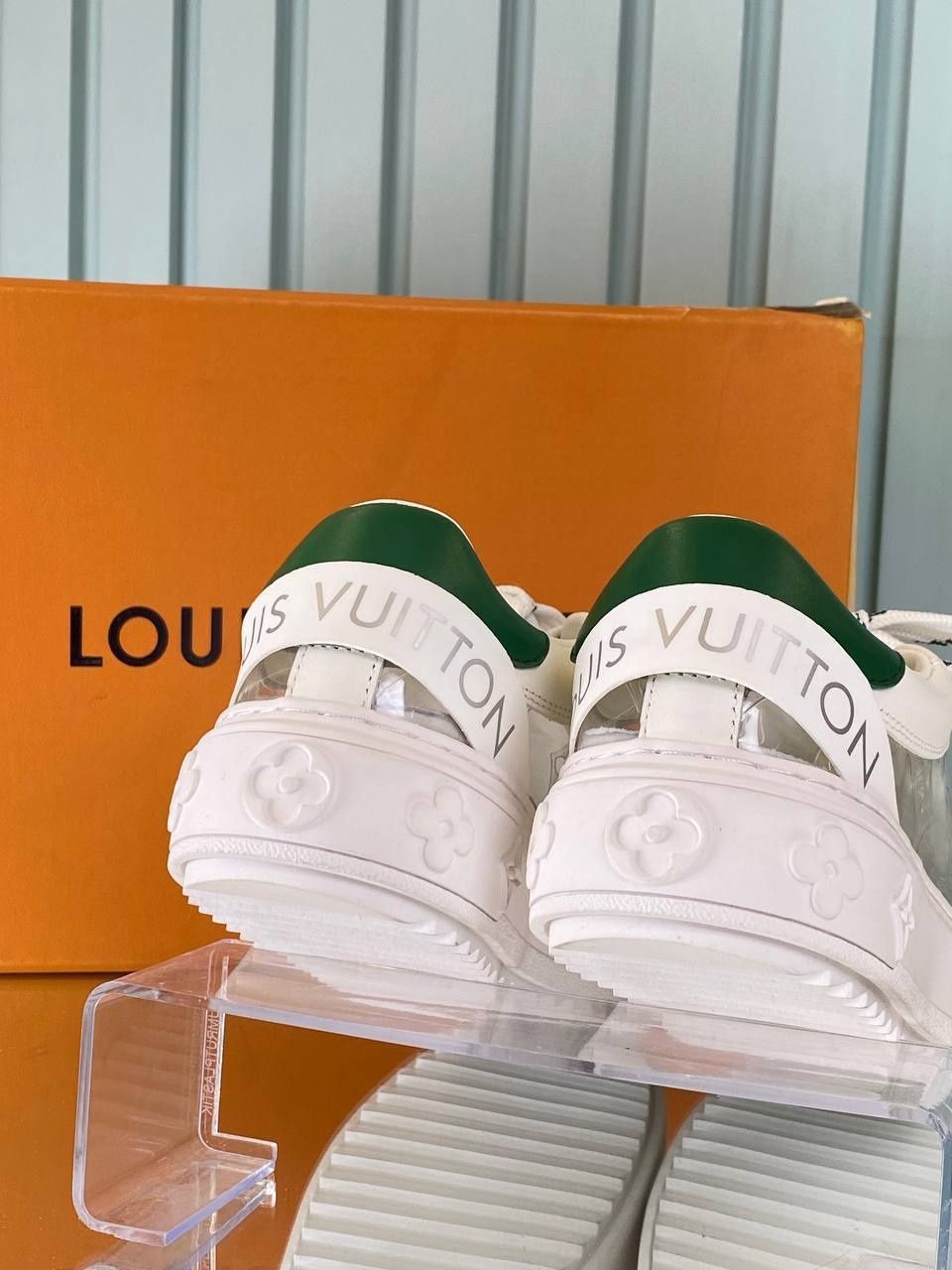 Adidasi Louis Vuitton dama