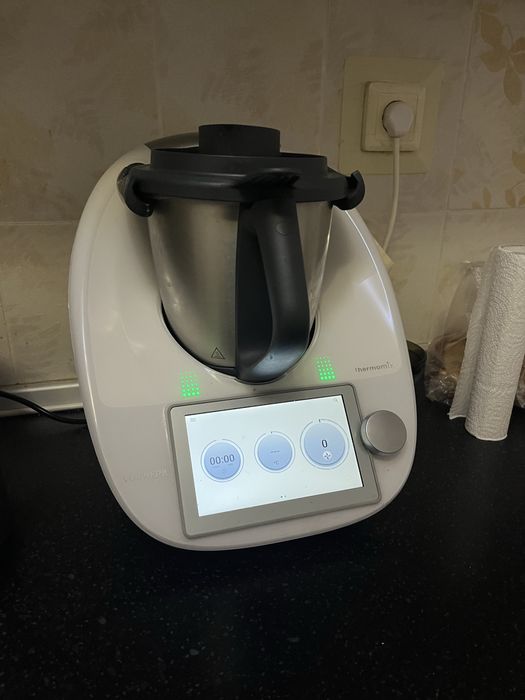 Продам thermomix tm6