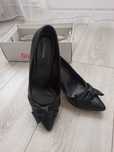 Pantofi Stiletto cu fundiță mărime 40