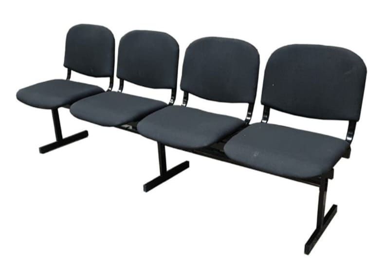 Скамья офисная в наличии 3 шт.