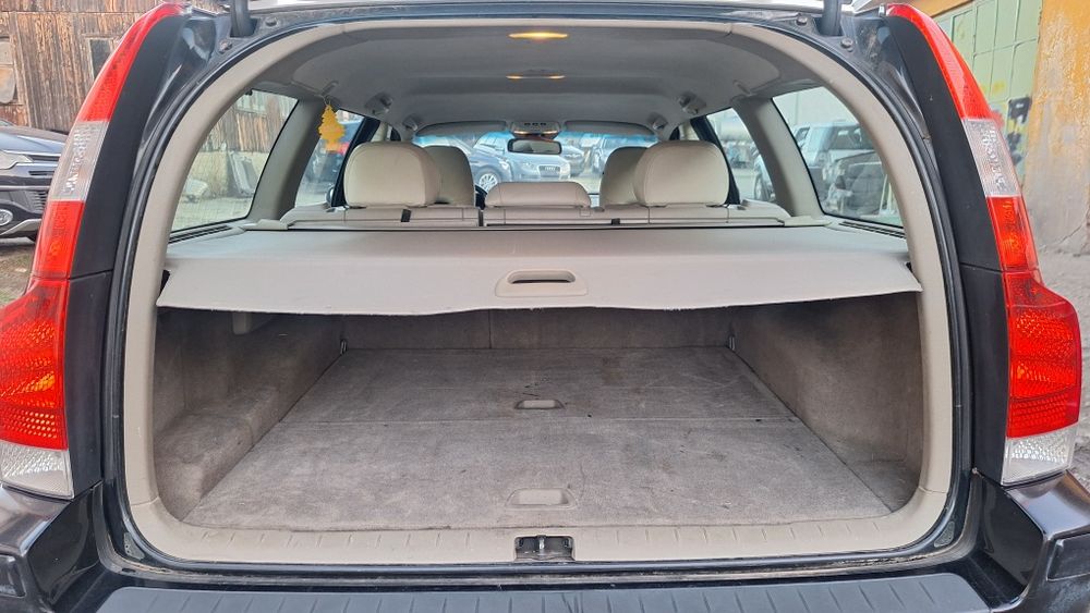 Volvo V70 2.4D 185кс на части