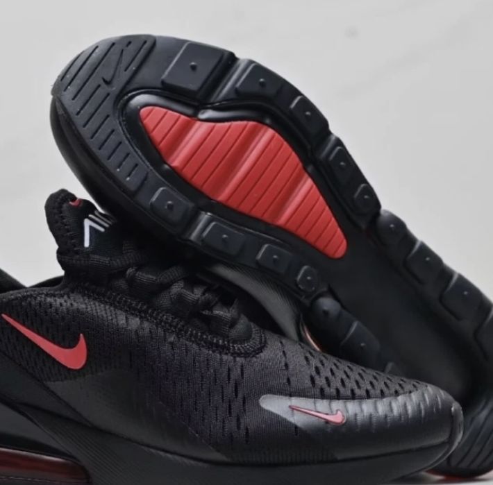 маратонки Nike Air Max 270
