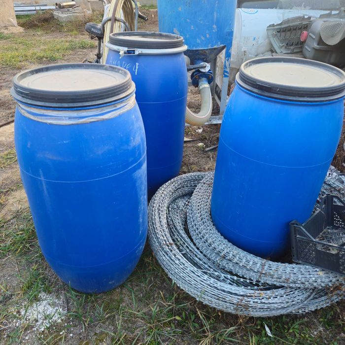 Продам бочки 200 литров