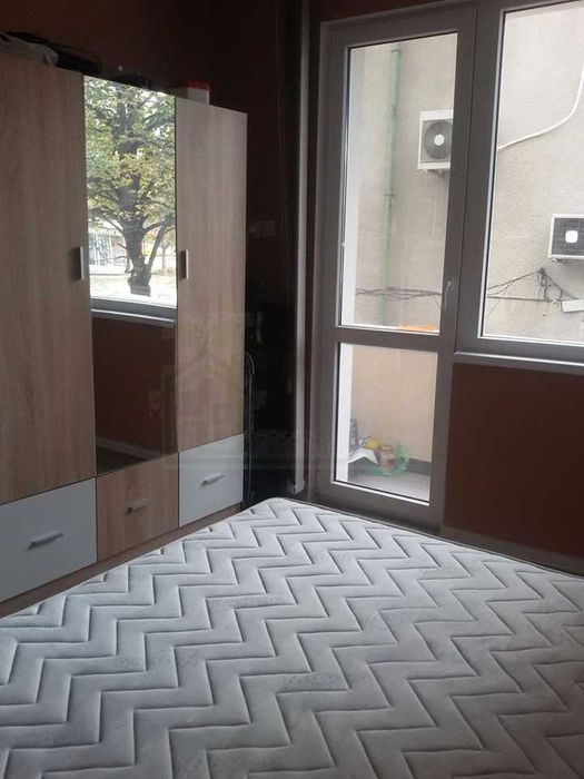 Дава се под наем Двустаен апартамент в Пловдив, Остромила - 65 кв.м за 275.4 € - Снимка #3