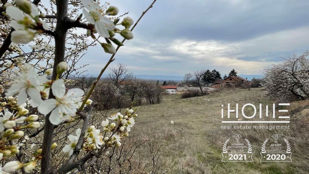 Продава се Парцел в София, Сеславци - 4000 кв.м за 150 €/кв.м - Снимка #1