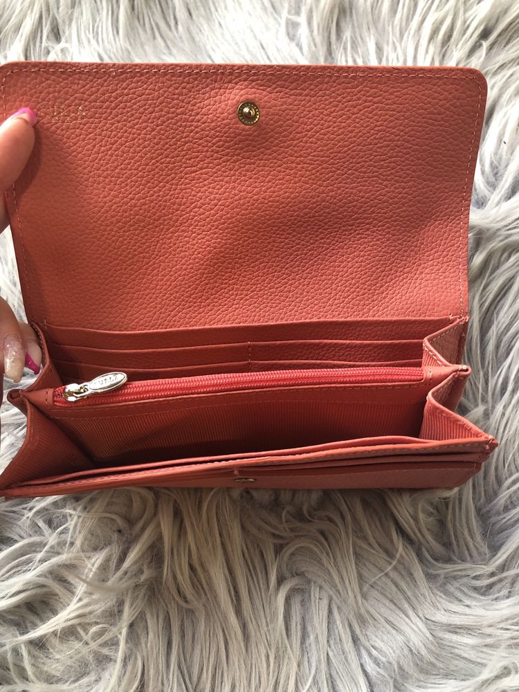Портмонета Furla
