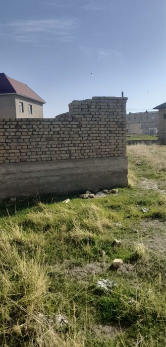 Продается земельный участок 10 соток, фундамент есть г.Шымкент