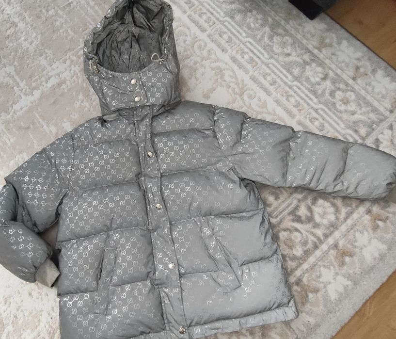 Срочно продам куртку бу за 5000