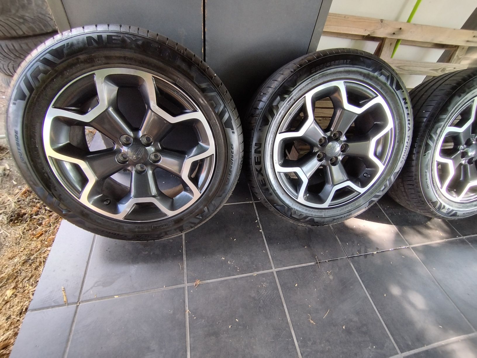 225/55/17 subaru xv