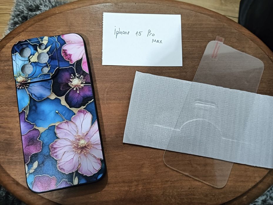 Set husă și folie de sticlă iPhone Pro Max