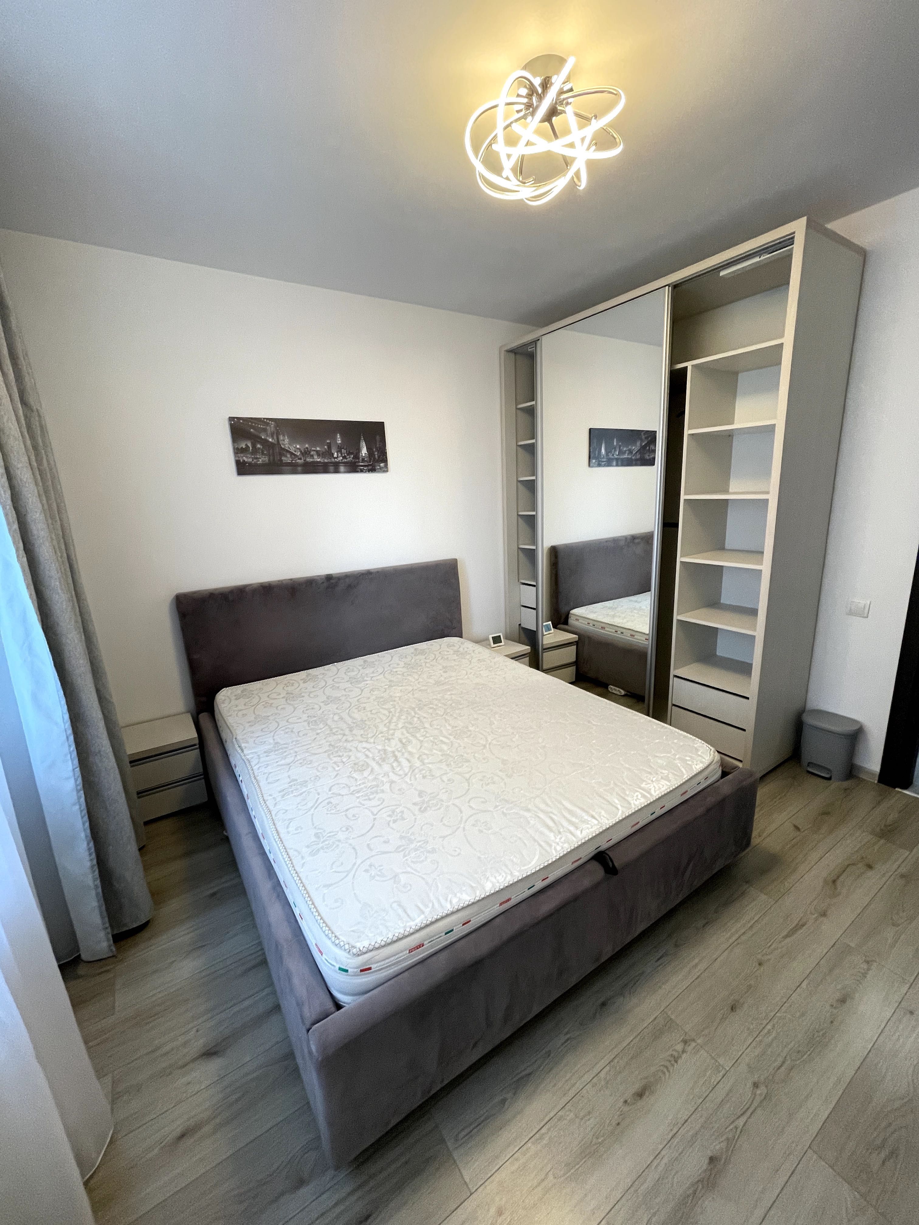 Apartament 2 camere, Păcii, loc de parcare inclus