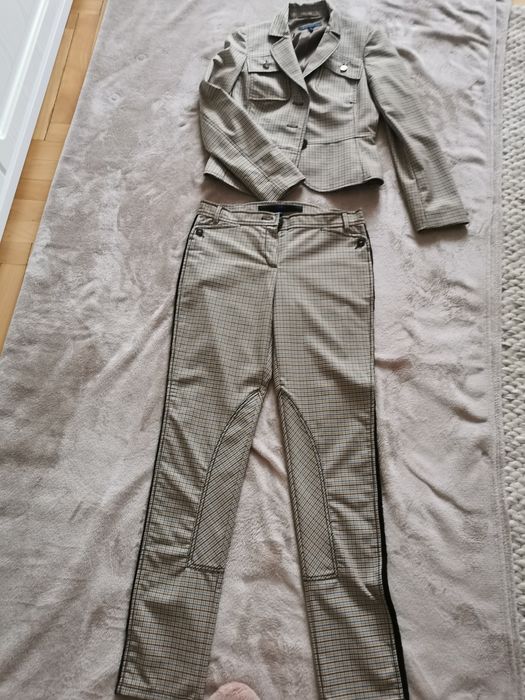 Costum Escada dama