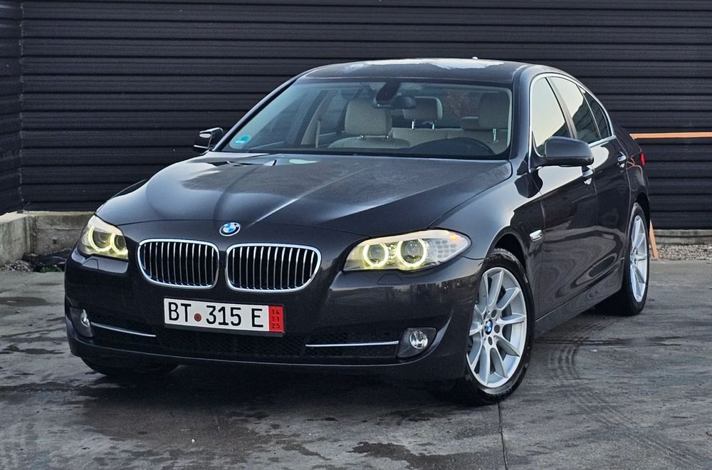 BMW Seria 5 520 D 184 cp Automat Piele Alba Navi Senzori Jante Clima