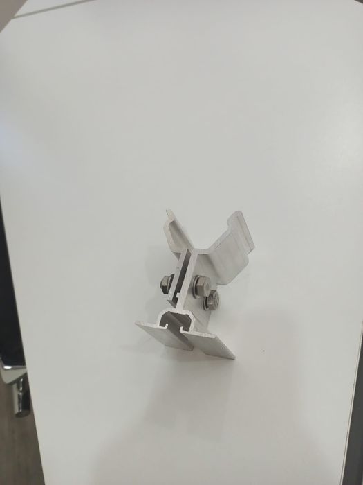 Accesorii pentru panouri tip sandwich